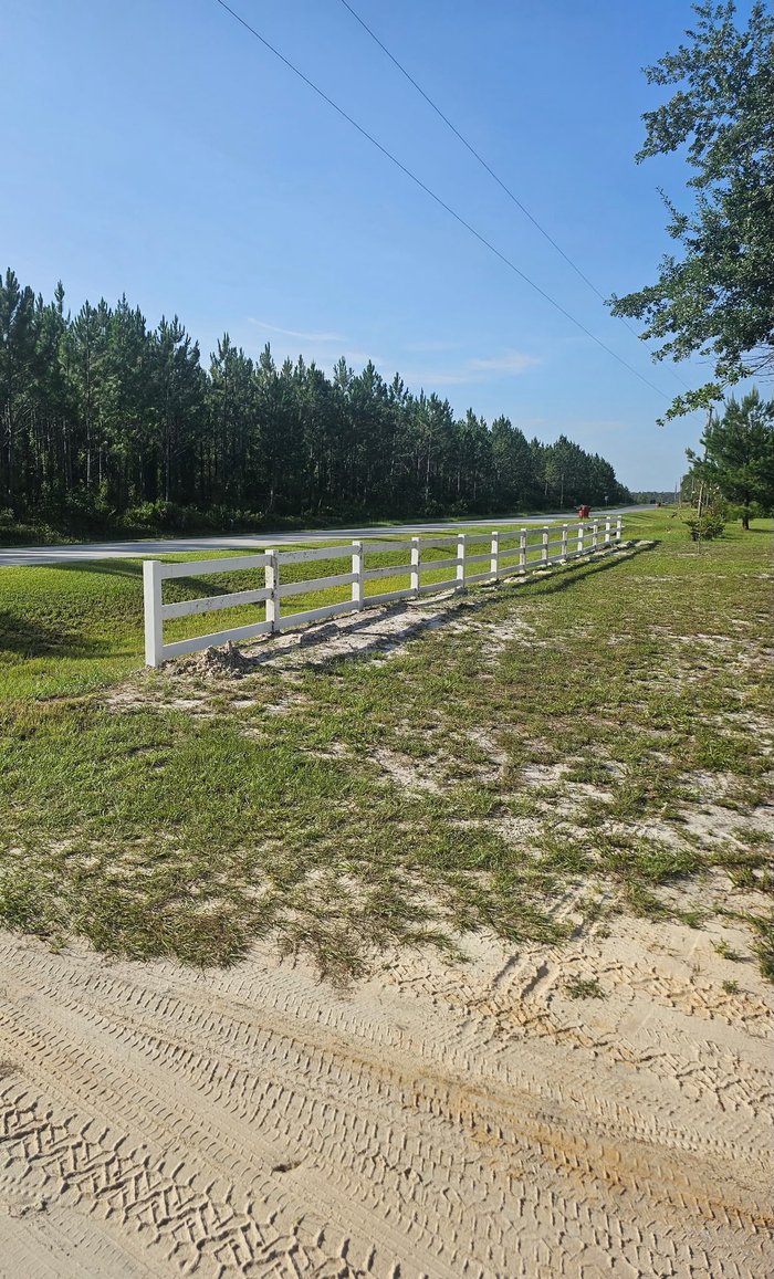 Fencing and outdoor project gallery photo