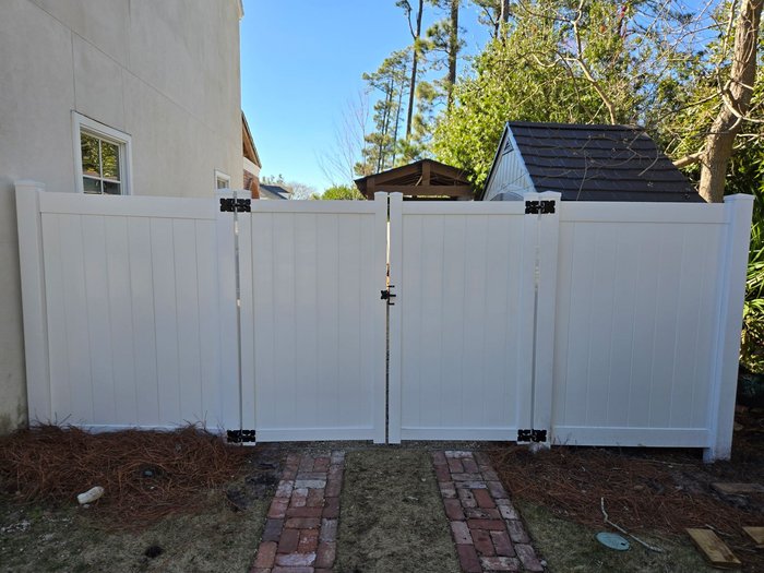 Fencing and outdoor project gallery photo