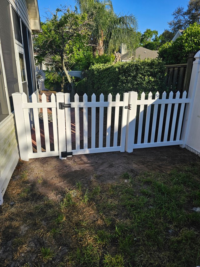 Fencing and outdoor project gallery photo